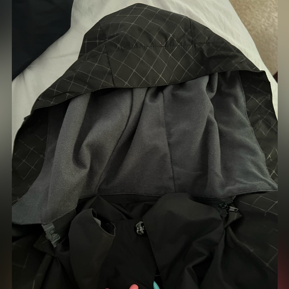 Women’s lightweight coat with thermal lining size M with detachable hood - Picture 10 of 13